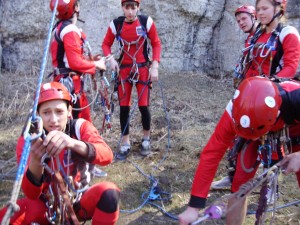 Змагання зі спортивного туризму у таборі “Юний турист” Змагання зі спортивного туризму у таборі “Юний турист”